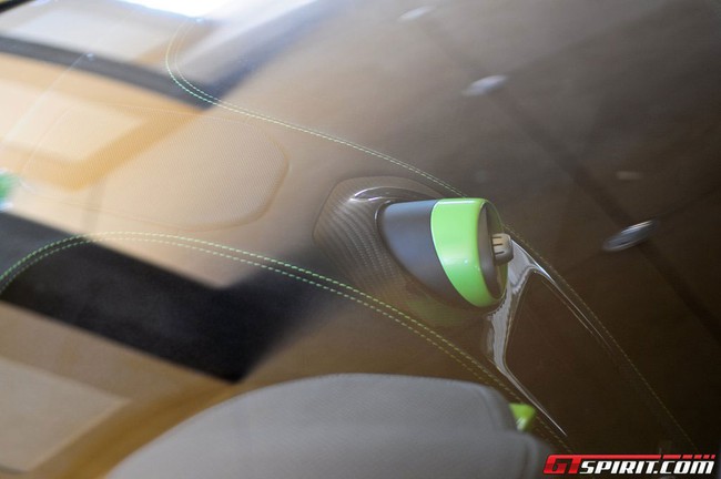 McLaren MP4-12C sơn màu Lamborghini 10