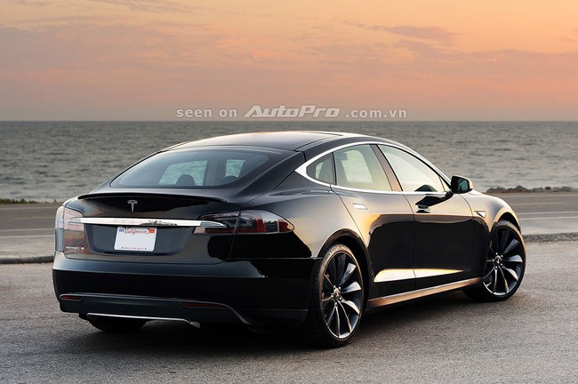 Tesla Model S ngày càng đắt 1