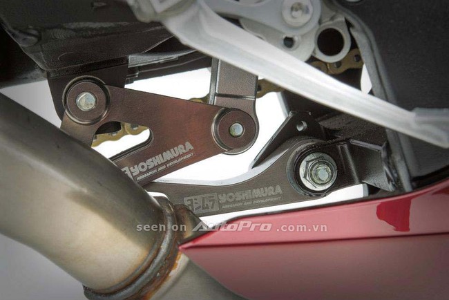 Yoshimura Suzuki GSX-R 2013 hầm hố v&agrave; ấn tượng 18