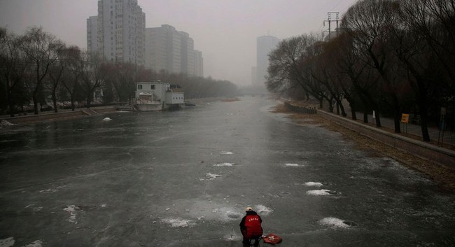 Bắc Kinh cấm xe ra đường vì ô nhiễm nặng 7