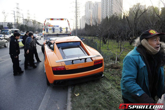 Lại thêm siêu xe Lamborghini "tử nạn" 3