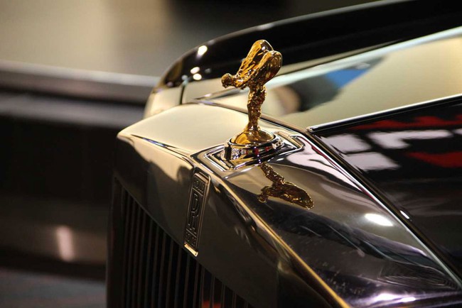 Rolls-Royce Phantom biểu tượng cho hoàng gia 6