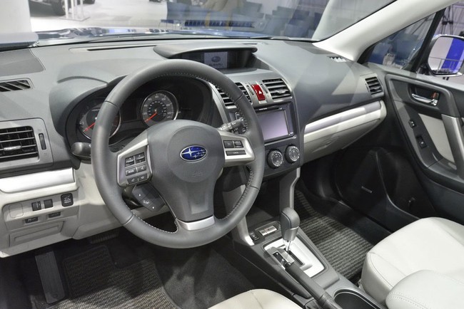Subaru công bố giá bán Forester 2014 2