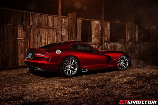 "Rắn độc" Dodge SRT Viper 2013 "cháy hàng" 1