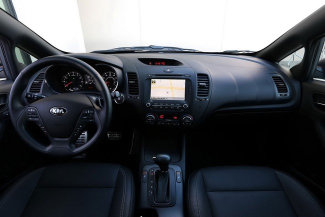 Kia Forte Hatchback 2014: Thể thao và cuốn hút hơn 2