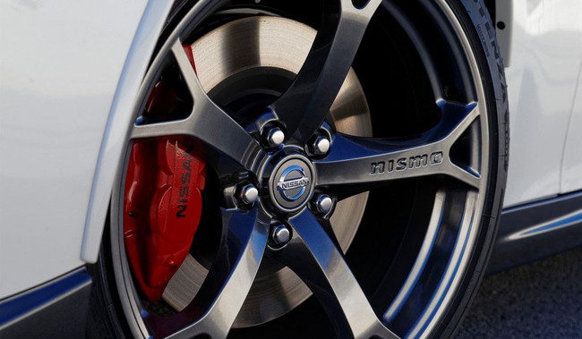 Nissan 370Z Nismo 2014: Hấp dẫn hơn bao giờ hết 6
