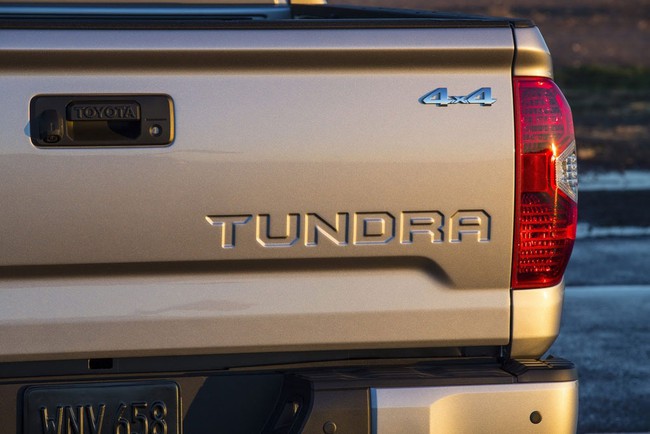 Toyota Tundra 2014: "Ăn theo" Ford F-Series 10