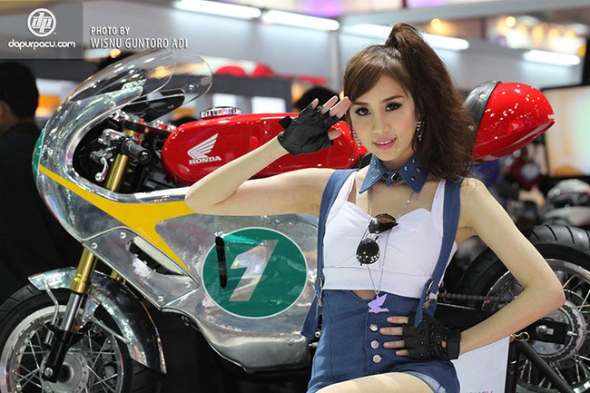 Gái Thái cực xinh trong triển lãm xe quốc tế Bangkok 2013 22