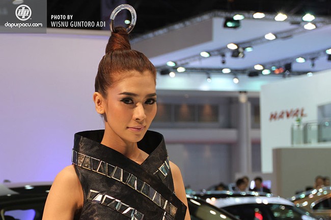 Gái Thái cực xinh trong triển lãm xe quốc tế Bangkok 2013 14