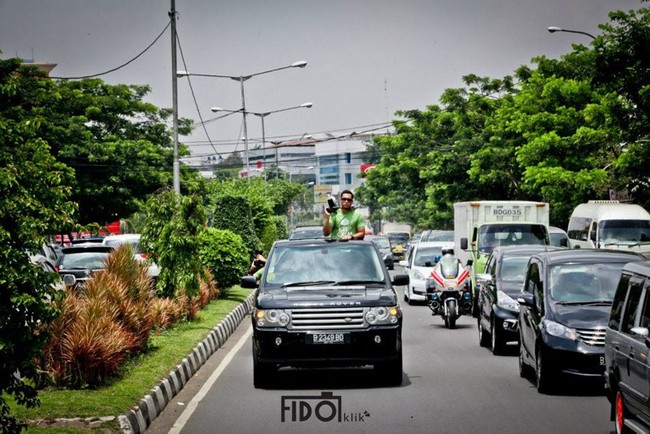 Dàn siêu xe đầy màu sắc tập hợp tại Indonesia 24