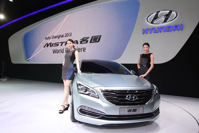 Hyundai Mistra - "Tiểu Sonata" 1