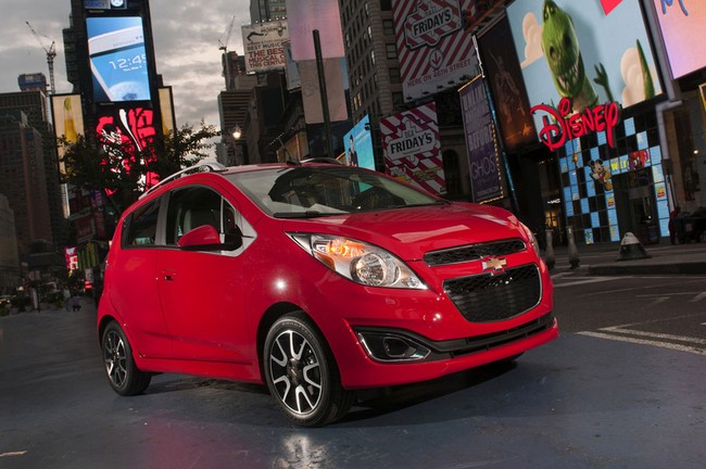 Chevrolet Spark 2014: Tiết kiệm nhiên liệu hơn 2
