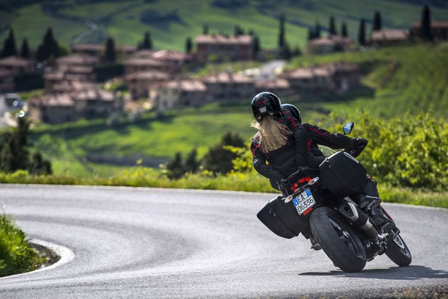 Ducati Hyperstrada 2013 - Xe supermotard lai touring 2