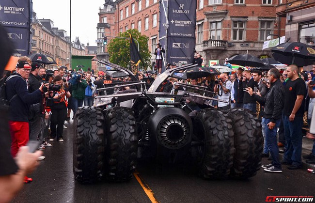 Siêu xe sặc sỡ trong ngày khởi động Gumball 3000 2013 32