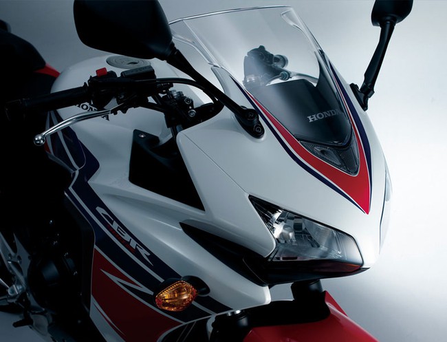 Hình ảnh chi tiết của Honda CBR400R 8