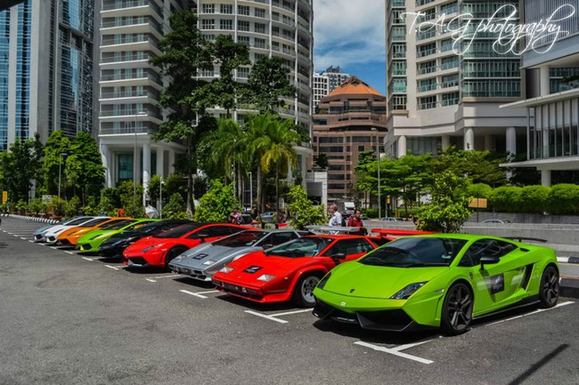 Dàn xe Lamborghini đầy màu sắc tại Kuala Lumpur 4