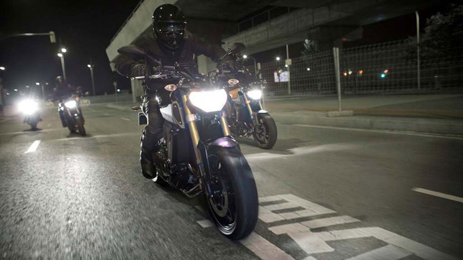 Yamaha MT-09 2014 - Xe naked-bike hoàn toàn mới 18