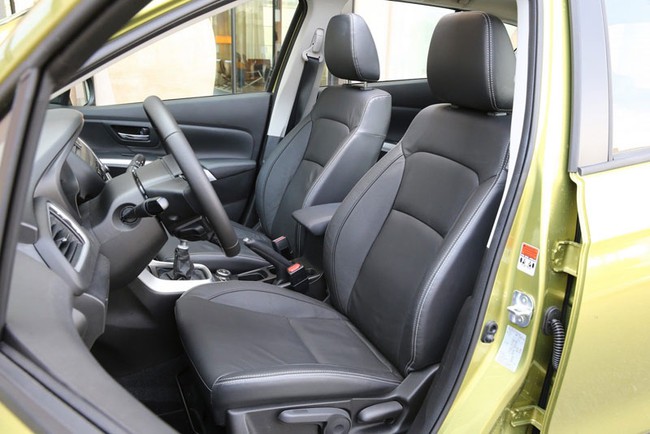 Suzuki SX4 2014 chỉ "ngốn" 4,2 lít/100 km 13