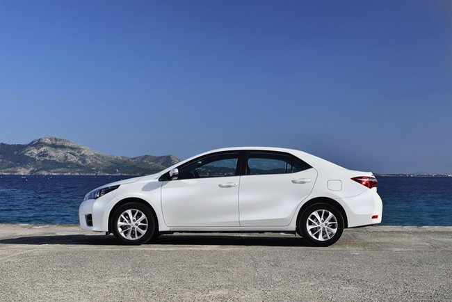 Toyota Corolla 2014 bản Âu: Chỉ tốn 3,8 lít/100 km 1