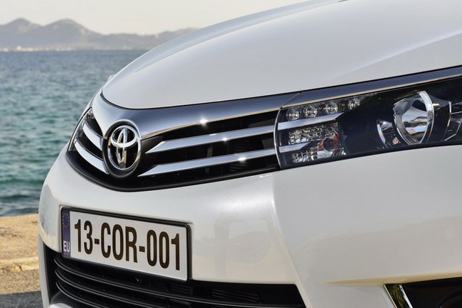 Toyota Corolla 2014 bản Âu: Chỉ tốn 3,8 lít/100 km 11