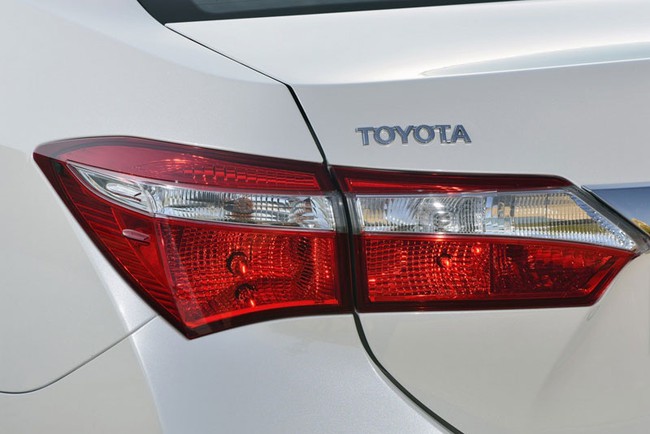 Toyota Corolla 2014 bản Âu: Chỉ tốn 3,8 lít/100 km 15