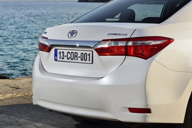 Toyota Corolla 2014 bản Âu: Chỉ tốn 3,8 lít/100 km 13