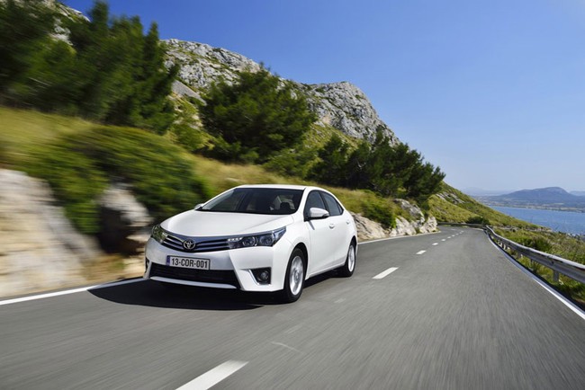 Toyota Corolla 2014 bản Âu: Chỉ tốn 3,8 lít/100 km 4