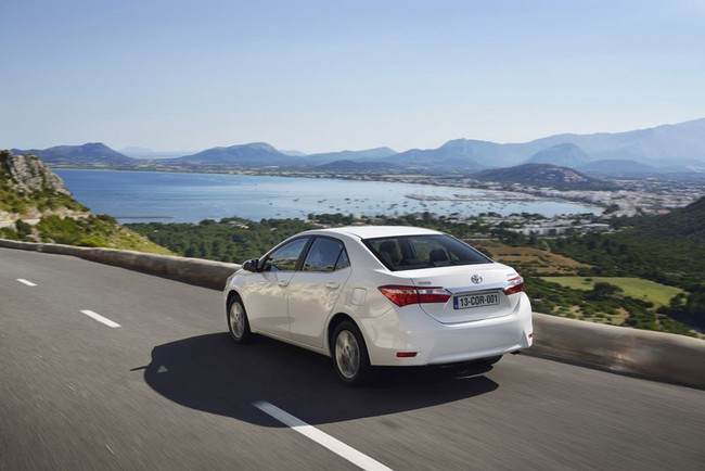 Toyota Corolla 2014 bản Âu: Chỉ tốn 3,8 lít/100 km 5