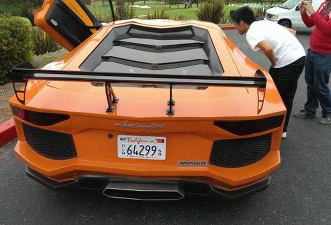 Lamborghini Aventador "nhái" cực xấu 2