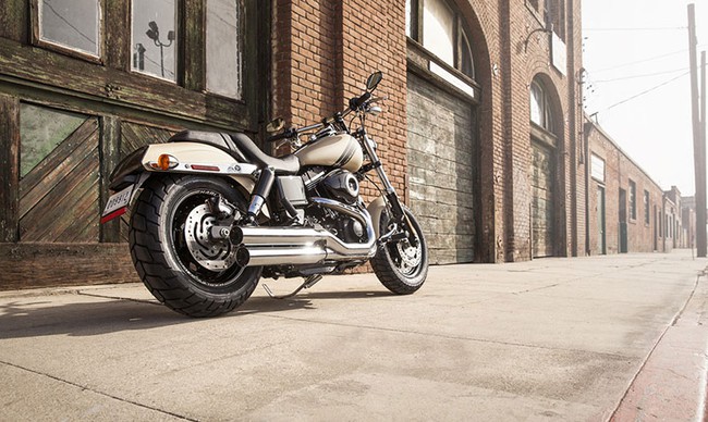 Harley-Davidson Fat Bob 2014: Tân trang diện mạo 11