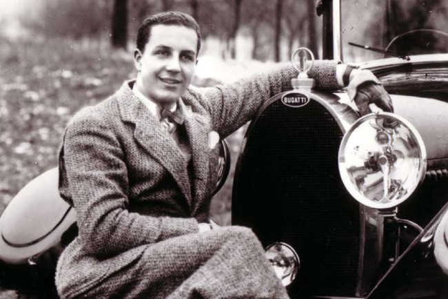 "Ảnh nóng" của Bugatti Veyron huyền thoại thứ hai 2