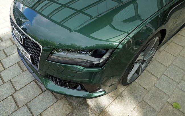 Giám đốc điều hành Audi lái RS7 màu "mượn" từ Bentley 3