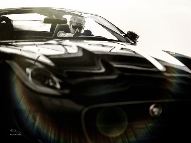DJ xuất sắc nhất thế giới chọn "báo gấm" Jaguar F-Type 2