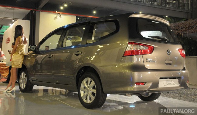 Đối thủ của Toyota Innova xuất đầu lộ diện 6