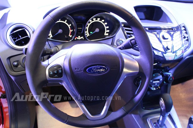 VMS 2013: Ford Fiesta EcoBoost chính thức được giới thiệu tại Việt Nam 16