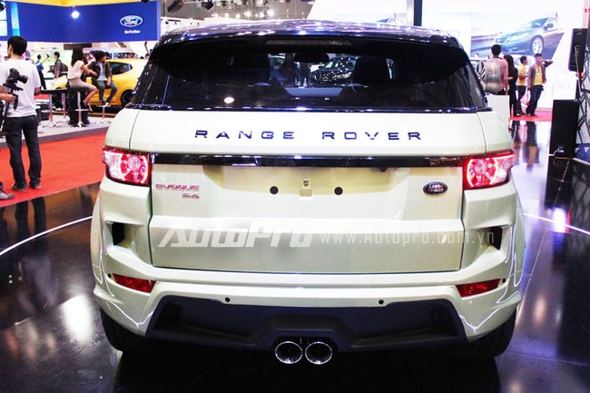 VMS 2013: Mục sở thị 3 mẫu SUV hạng sang, tiền tỷ của Land Rover 23