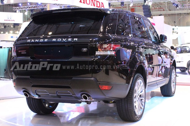 VMS 2013: Mục sở thị 3 mẫu SUV hạng sang, tiền tỷ của Land Rover 4