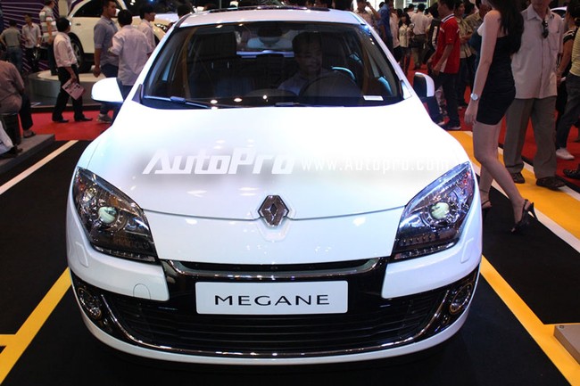 VMS 2013: Renault Megane 2013 có giá gần tỷ Đồng tại Việt Nam 1