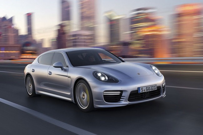GM ôm mộng phát triển xe "đẹp hơn hẳn Porsche Panamera" 1