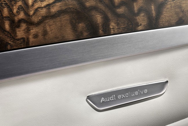 Đắm mình trong nội thất sang trọng của Audi A8 L W12 đặc biệt 22