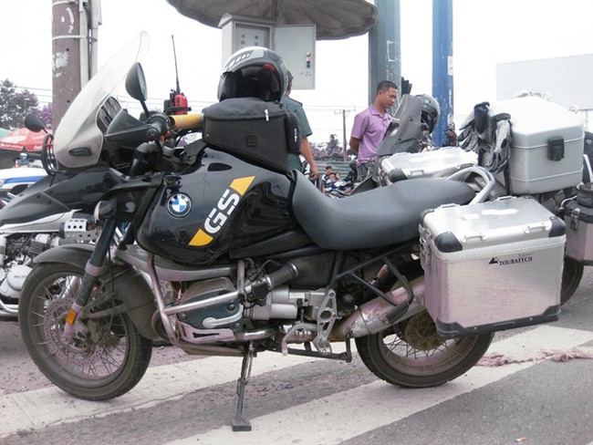 Tp. Hồ Chí Minh: CSGT bắt 10 môtô trị giá hàng trăm triệu, biển Thái Lan 4
