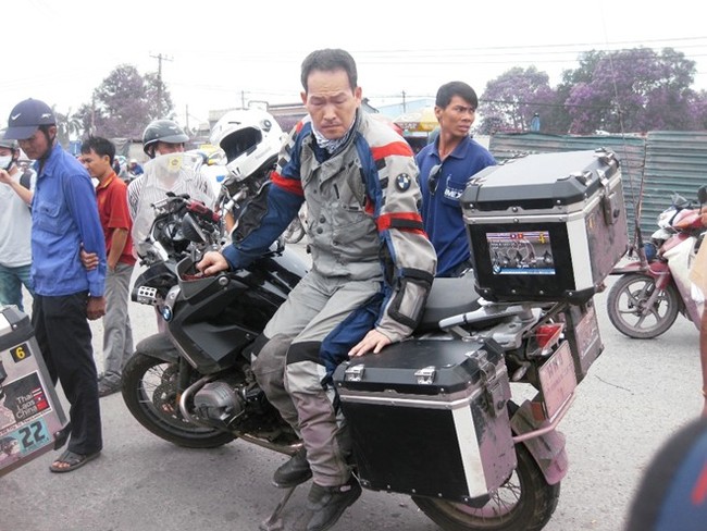 Tp. Hồ Chí Minh: CSGT bắt 10 môtô trị giá hàng trăm triệu, biển Thái Lan 6