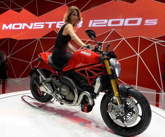 Ducati Monster 1200 - "Hoa hậu" của triển lãm EICMA 2013 1