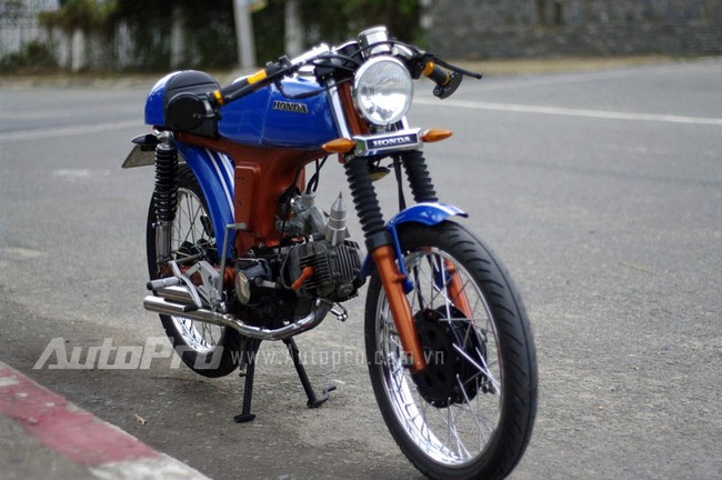 Biker Sài thành độ Honda 67 thành xe café racer 3