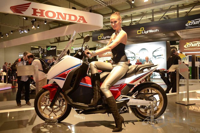 "Siêu xe tay ga" Honda Integra 750 2014 mạnh mẽ hơn 9
