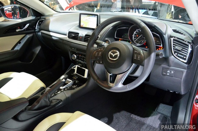 Mazda3 phiên bản 3,2 lít/100 km chính thức trình làng 10