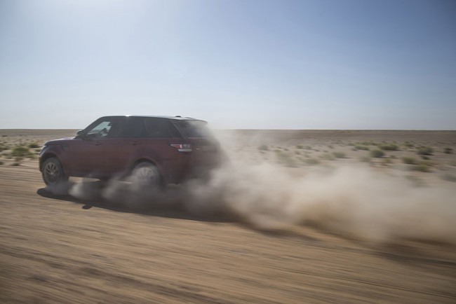Range Rover Sport - Xe vượt sa mạc nhanh nhất thế giới 10