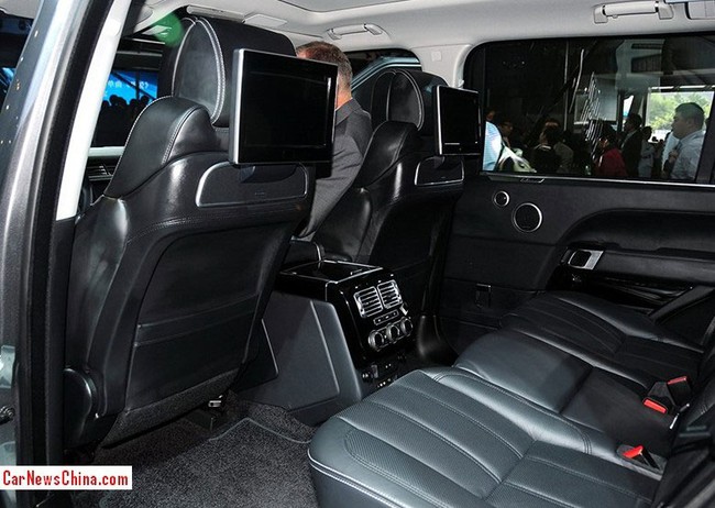 Range Rover Vogue SE L - Xe SUV kéo dài cho giới nhà giàu 3
