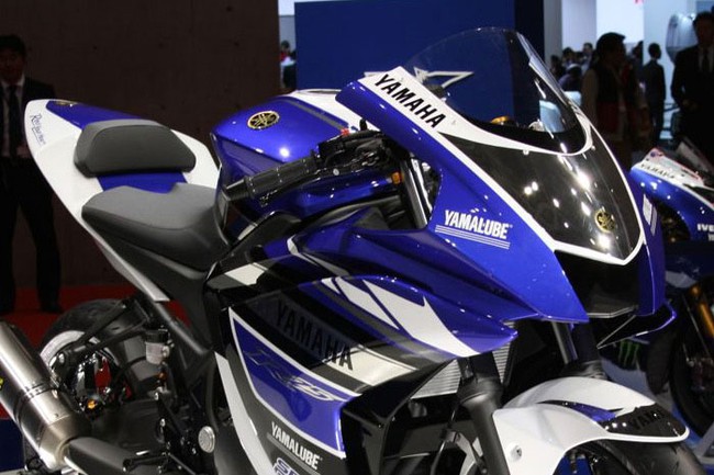 "Soi" chi tiết Yamaha R25 mang thiết kế siêu môtô 6