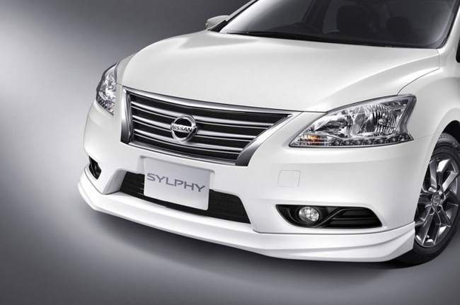 Nissan Sylphy SV thể thao hơn ra mắt tại Thái Lan 1